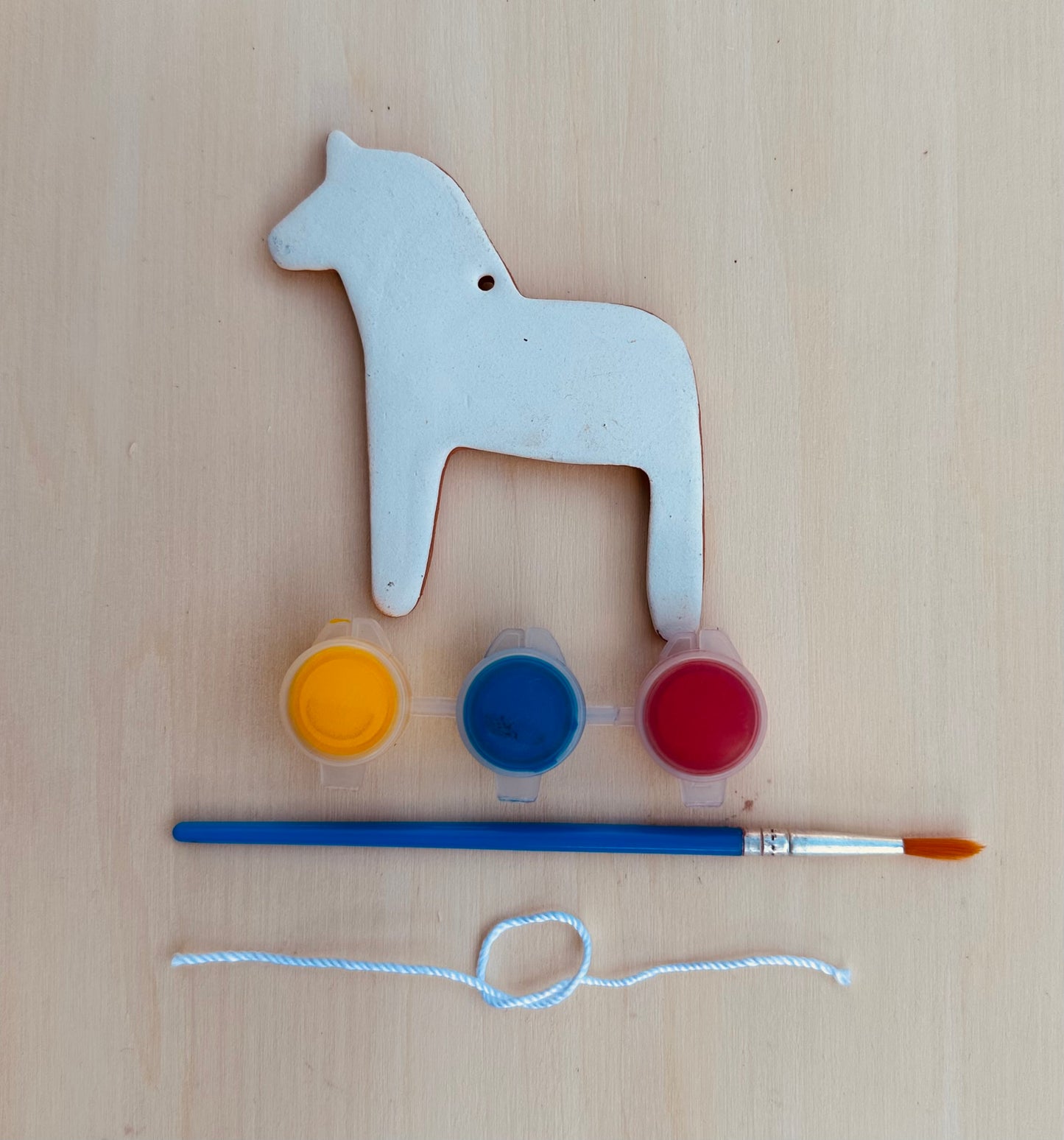 Paint Your Own Ornament Kit : Dala Horse / Jenny Sue Art