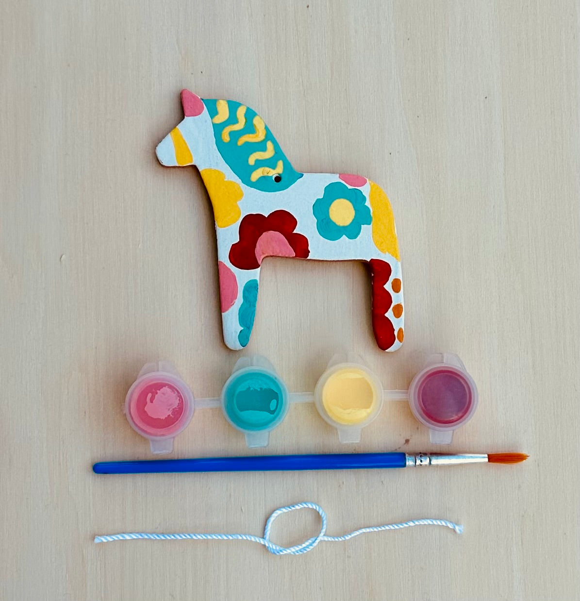 Paint Your Own Ornament Kit : Dala Horse / Jenny Sue Art