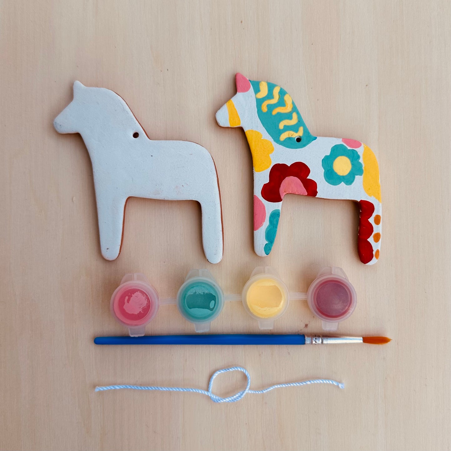 Paint Your Own Ornament Kit : Dala Horse / Jenny Sue Art